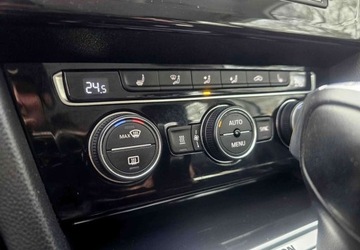Volkswagen Passat B8 Variant 2.0 TDI 190KM 2015 Volkswagen Passat Variant Volkswagen Passat Variant 2.0 TDI SCR 4Motion DS, zdjęcie 17