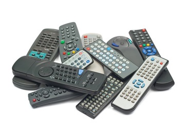 КОЖАНЫЙ ЧЕХОЛ-ОРГАНИЗАТОР-ПОДСТАВКА ДЛЯ ДИСТАНЦИОННЫХ ТЕЛЕФОНОВ ЧЕРНЫЙ MOZOS RCH-1