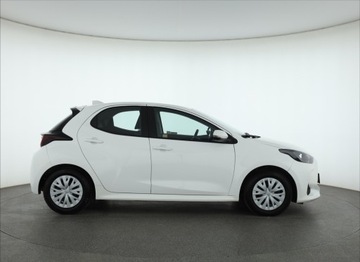 Toyota Yaris IV Hatchback 1.5 Hybrid Dynamic Force 116KM 2022 Toyota Yaris 1.5 VVT-i Hybrid, Salon Polska, zdjęcie 5