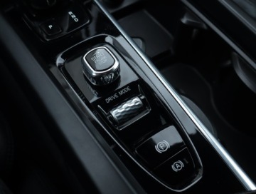 Volvo XC60 II 2019 Volvo XC60 B4 AWD, 194 KM, 4X4, Automat, Skóra, zdjęcie 16