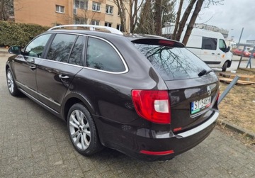 Skoda Superb II Kombi 2.0 TDI CR DPF 140KM 2012 Skoda Superb 2.0 Diesel 140KM, zdjęcie 8