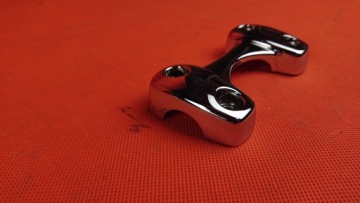 HARLEY КРЕПЛЕНИЕ ВЕРХНИЙ КРОНШТЕЙН СТОЯКИ DYNA FXDL LOW RIDER 14-2017