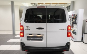 Toyota 2022 Toyota Proace Verso Proace Verso 9 osobowy 2.0 D-4D Long 2,8t 2.0 Diesel, zdjęcie 4