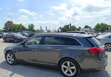 Opel Insignia I Sports Tourer 2.0 CDTI ECOTEC 160KM 2011 Opel Insignia Opel Insignia 2.0 Diesel 160KM, zdjęcie 2