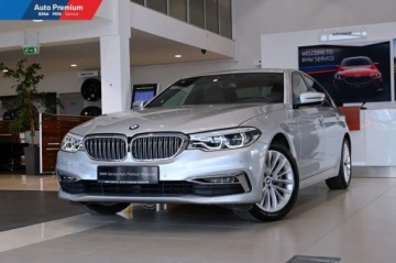 BMW Seria 5 G30-G31 Limuzyna 540i 340KM 2018 BMW Seria 5 540i xDriveFV23Hak HolowniczyAdaptacyjne Reflektory LED 3.0, zdjęcie 3