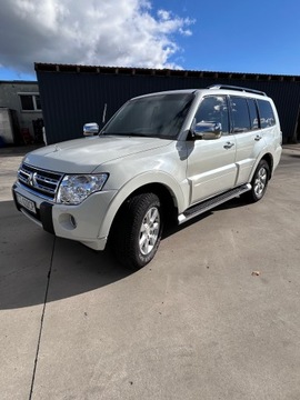 Mitsubishi Pajero IV 2010