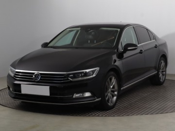 Volkswagen Passat B8 Limousine 2.0 TSI BlueMotion Technology 220KM 2015 VW Passat 2.0 TSI, Salon Polska, Serwis ASO, zdjęcie 1