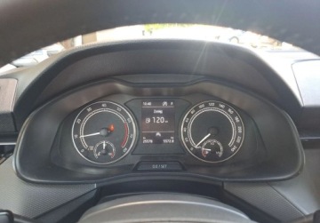 Skoda Kamiq Crossover 1.0 TSI 110KM 2023 Skoda Kamiq DSG Smart LINK Grzane fotele 1,0 TSI 110KM Salon PL ASO Benzyna, zdjęcie 14