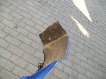 BLATNÍK CHEVROLET LACETTI BARVA 26V NE SHNILÝ