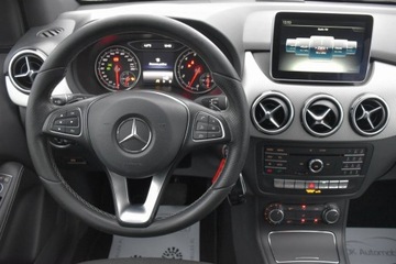 Mercedes Klasa B W246 Sports Tourer Facelifting 1.6 180 122KM 2016 Mercedes-Benz Klasa B MERCEDES B180 122KM ALU17 Automat LED WEBASTO Navi G, zdjęcie 26