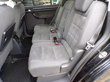 Volkswagen Touran II 2.0 TDI 170KM 2011 Volkswagen Touran BI Xenon /Automat /7 Osobowy, zdjęcie 26