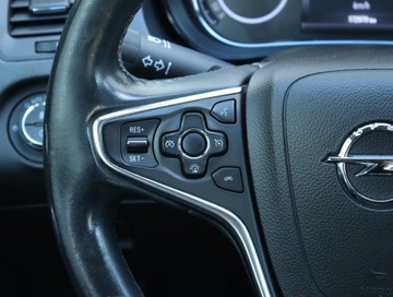 Opel Insignia I Sports Tourer Facelifting 2.0 CDTI ECOFLEX 140KM 2015 Opel Insignia 2.0 CDTI, Navi, Xenon, Bi-Xenon, zdjęcie 17