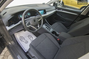 Volkswagen Golf VIII Variant 1.5 eTSI 150KM 2021 Volkswagen Golf Virtual / Ledy / Lane Assist, zdjęcie 11