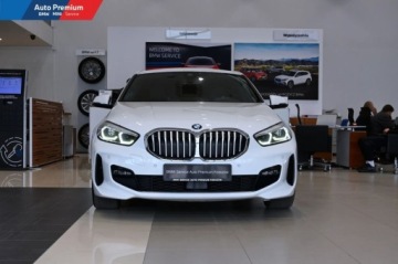 BMW Seria 1 F40 2021 BMW Seria 1 118iFV23Fotele SportoweReflektory LEDModel M Sport 1.5, zdjęcie 2