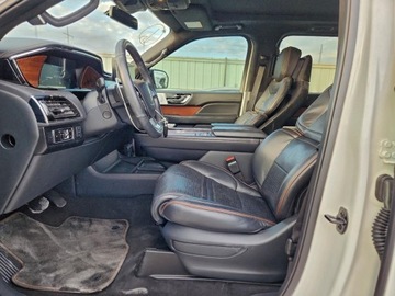 Lincoln Navigator III 2024 Lincoln Navigator L Black Label 2024 3.5 Benzyna 440KM, zdjęcie 7