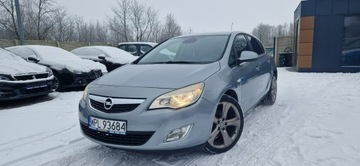 Opel Astra J Hatchback 5d 1.7 CDTI ECOTEC 110KM 2010 Opel Astra Jeden Właściciel Zarejestrowany 1.7