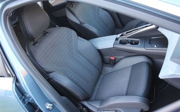 Peugeot 3008 III SUV Hybrid 1.2 Hybrid 136KM 2024 Peugeot 3008 mHEV Allure opcje 1.2 Hybryda 136KM, zdjęcie 16