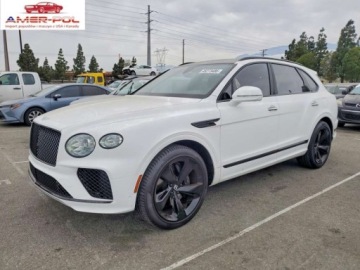 Bentley Bentayga 2023 Bentley Bentayga 2023 3.0l 3.0 Benzyna 456KM