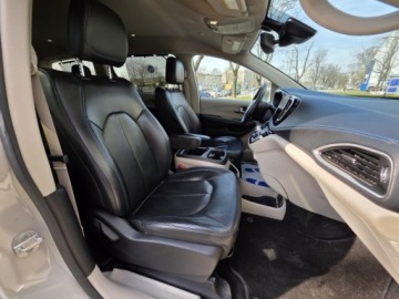 Chrysler Pacifica II 3.6 V6 291KM 2021 chrysler pacifica TOURING L V6 3.6l benzyna 291KM Dokumentacja pochodzenia, zdjęcie 31