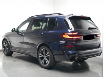 BMW X7 SUV Facelifting 3.0 40d 352KM 2025 BMW X7 xDrive40d Sport Suv 3.0 (352KM) 2025, zdjęcie 6