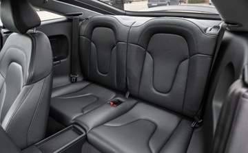 Audi TT 8J Coupe Facelifting 1.8 TFSI 160KM 2011 Audi TT 1.8TFSI 160KM S-Line Skora Navi Alu Nowy Rozrzad Serwis Gwarancjia, zdjęcie 17