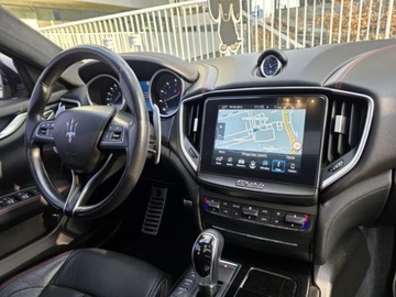 Maserati Ghibli III Sedan 3.0 V6 410KM 2018 MASERATI GHIBLI S V6 3,0l benzyna Twin Turbo 410KM Przebieg: 33,947km, zdjęcie 8