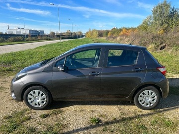 Toyota Yaris III дверь правая левая сторона 1F7 1G3 1G2 040 3P0