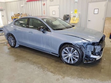 Volvo S60 III 2022 Volvo S60 B5 Momentum 2022 2.0L 2.0 Benzyna 247KM, zdjęcie 4