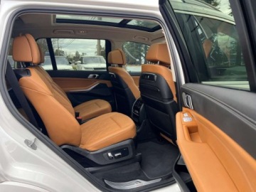 BMW X7 2023 BMW X7 2023 BMW X7 XDRIVE40I 3.0 Benzyna 375KM, zdjęcie 8