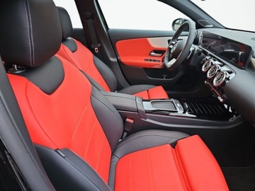 Mercedes Klasa A W177/V177 Sedan Facelifting 1.3 200 163KM 2023 Mercedes-Benz Klasa A Mercedes-Benz A 200 Limuzyna 1.3 Benzyna 163KM, zdjęcie 14