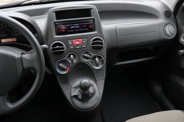 Fiat Panda II Hatchback 5d 1.1 MPI 54KM 2009 Fiat Panda 1.1, Salon Polska, zdjęcie 7