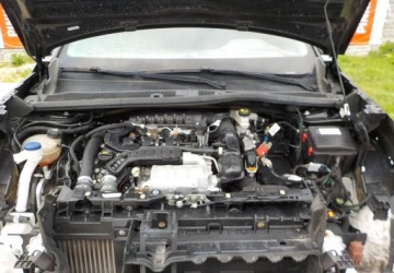 Peugeot 2008 II SUV 1.2 PureTech 130KM 2023 Peugeot 2008 Okazja 1.2 Benzyna 130KM, zdjęcie 4