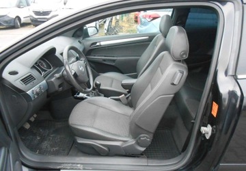 Opel Astra H Hatchback 5d 1.6 ECOTEC 115KM 2007 Opel Astra Opel Astra H 1.6 BENZYNA 115 KM GTC 1.6 Benzyna 115KM, zdjęcie 9