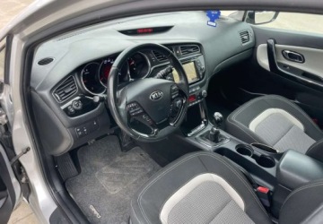 Kia Ceed II Kombi 1.6 CRDi 128KM 2015 Kia Ceed Kia Ceed 1.6 CRDi 128 Platinum Edition 1.6 Diesel 128KM, zdjęcie 14