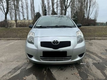 Toyota Yaris II Hatchback 5d 1.0 VVT-i 69KM 2006 Toyota Yaris Toyota Yaris 1,0 Benzyna Niski Przebieg Zamiana Benzyna 70KM, zdjęcie 1