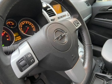 Opel Zafira B 1.8 ECOTEC 140KM 2009 Opel Zafira Opel Zafira 1.8b Automat 140KM 7-Foteli Super Stan 1.8, zdjęcie 28