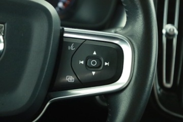 Volvo XC40 Crossover 1.5 T3 163KM 2019 Volvo XC40 T3, Salon Polska, 1. Właściciel, zdjęcie 13