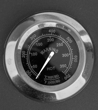 САДОВЫЙ УГОЛЬНЫЙ ГРИЛЬ НА КОЛЕСАХ Rino Garden ЧУГУННАЯ РЕШЕТКА [55см] ТЕРМОМЕТР