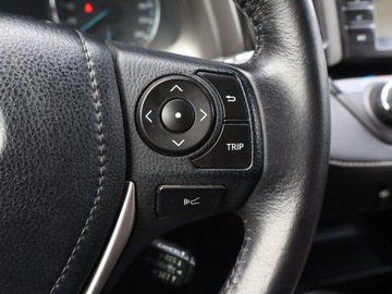 Toyota RAV4 IV MPV Facelifting 2.5 Hybrid 197KM 2016 Toyota RAV 4 2.5 Hybrid, Salon Polska, Serwis ASO, zdjęcie 20