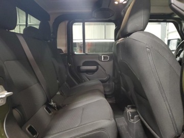 Jeep Gladiator 2021 Jeep Gladiator Sport 2021 3.6l 3.6 Benzyna 285KM, zdjęcie 10
