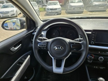 Kia Stonic I Crossover 1.2 DOHC 84KM 2017 Kia Stonic 1,2 benzyna 84KM kamera salon polska, zdjęcie 9