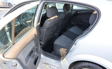 Opel Astra H Hatchback 5d 1.6 Twinport ECOTEC 105KM 2005 Opel Astra Instalacja LPG wazna do 2032 roku 1.6 BenzynaLPG 105KM, zdjęcie 8