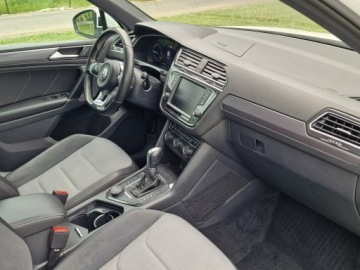 Volkswagen Tiguan II SUV 2.0 TDI 190KM 2016 Volkswagen Tiguan 2.0tdi 190KM R line 4motion, zdjęcie 21