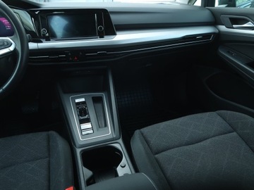 Volkswagen Golf VIII Variant 1.5 eTSI 150KM 2021 VW Golf 1.5 eTSI, Salon Polska, 1. Właściciel, zdjęcie 7