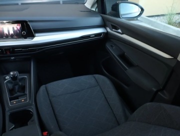 Volkswagen Golf VII Hatchback 5d Facelifting 1.5 TSI BMT 130KM 2020 VW Golf 1.5 eTSI, Salon Polska, Klima, zdjęcie 7