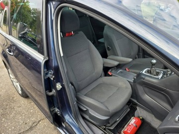 Peugeot 5008 I Minivan Facelifting 1.6 HDi 115KM 2015 Peugeot 5008 1.6 HDI 115 KM, Panorama, LED, Klima,, zdjęcie 23