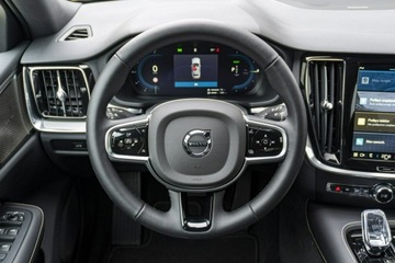 Volvo V60 II  Kombi Plug-In Facelifting 2.0 T6 350KM 2024 Volvo V60 YV1ZWH4V6S2650432, zdjęcie 15