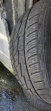KOLA PNEUMATIKY ZIMNÍ RÁFKY OCELOVÉ 185/60R15 FABIA II