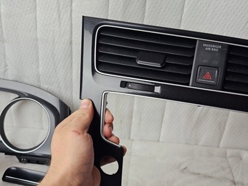 Декор сушеной консольные доски VW Golf VII углерод