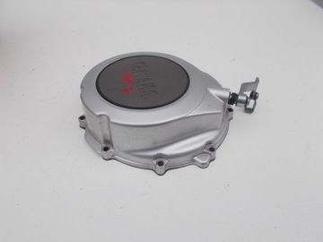 Чехол закрывает правый Yamaha TDM 850 4TX.